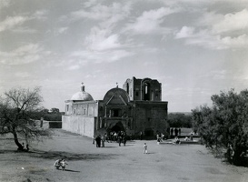 Visitors at Tumacacori, 1939