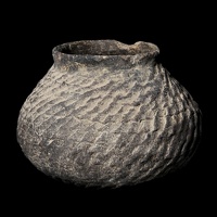 Kayenta style gray corrugated jar