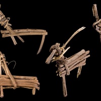 Split-twig figurines